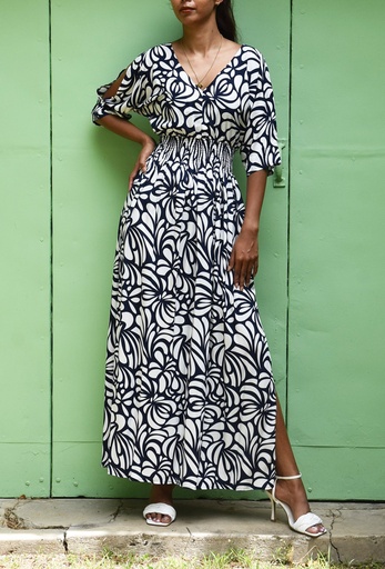 Ofelia Navy & White